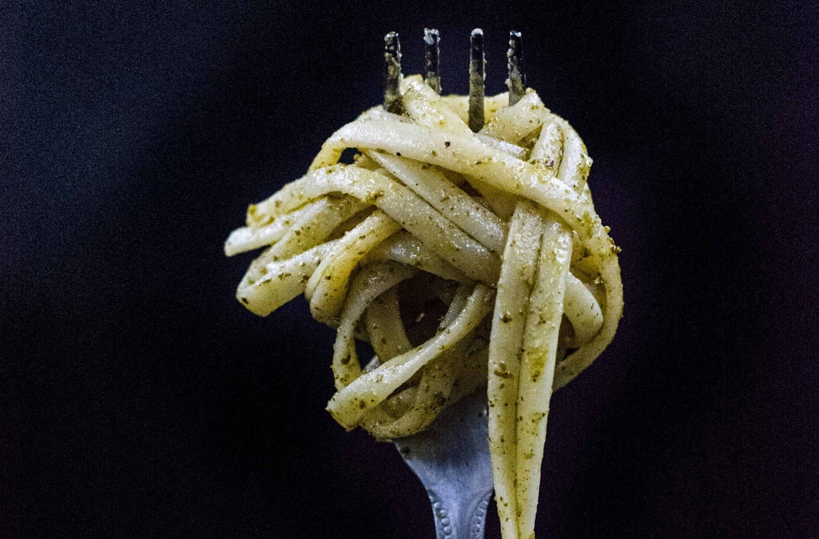 Video Recipe: How to Make Pesto – Food Fruition